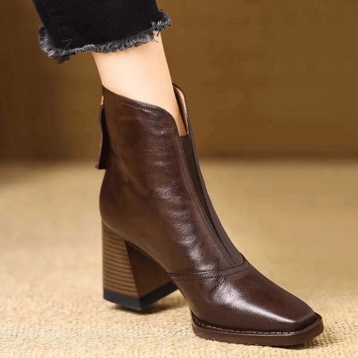 CLAUDIA - MID-HEEL ANKLE BOOTS