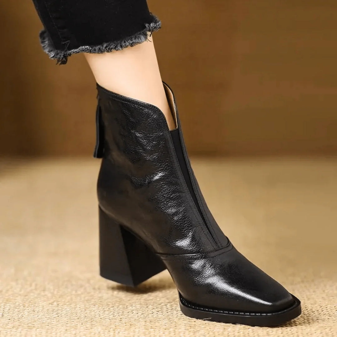 CLAUDIA - MID-HEEL ANKLE BOOTS